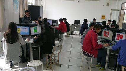 震旦學院機電工程學院 數(shù)字引領(lǐng)未來，卓越成就夢想